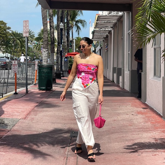 Meet your Posher, Ashley - Picture 1 of 1